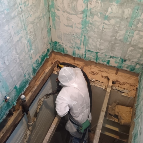 Välipohjan asbestipurku